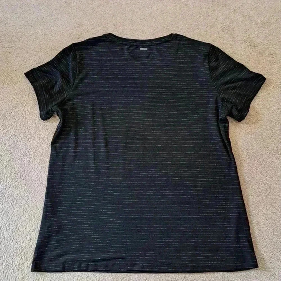 NWOT Set of 2 Mondetta Performance Tees Medium Black and Cream Short Sleeved - Picture 7 of 13